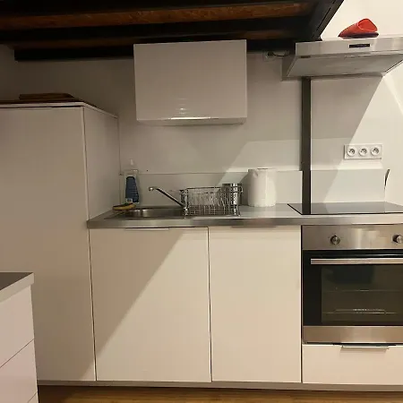 Apartment Cosy T2 Bien Place Proche De Partdieu Dans 6