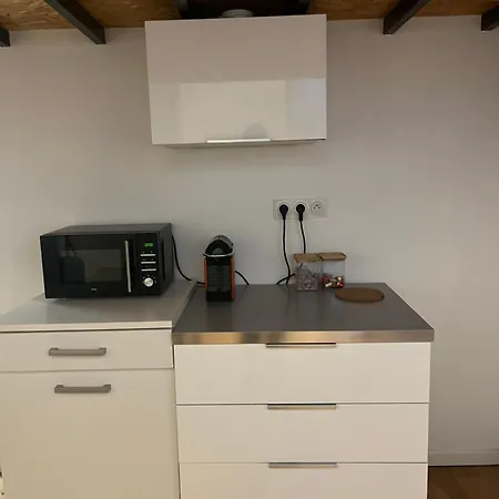Cosy T2 Bien Place Proche De Partdieu Dans 6